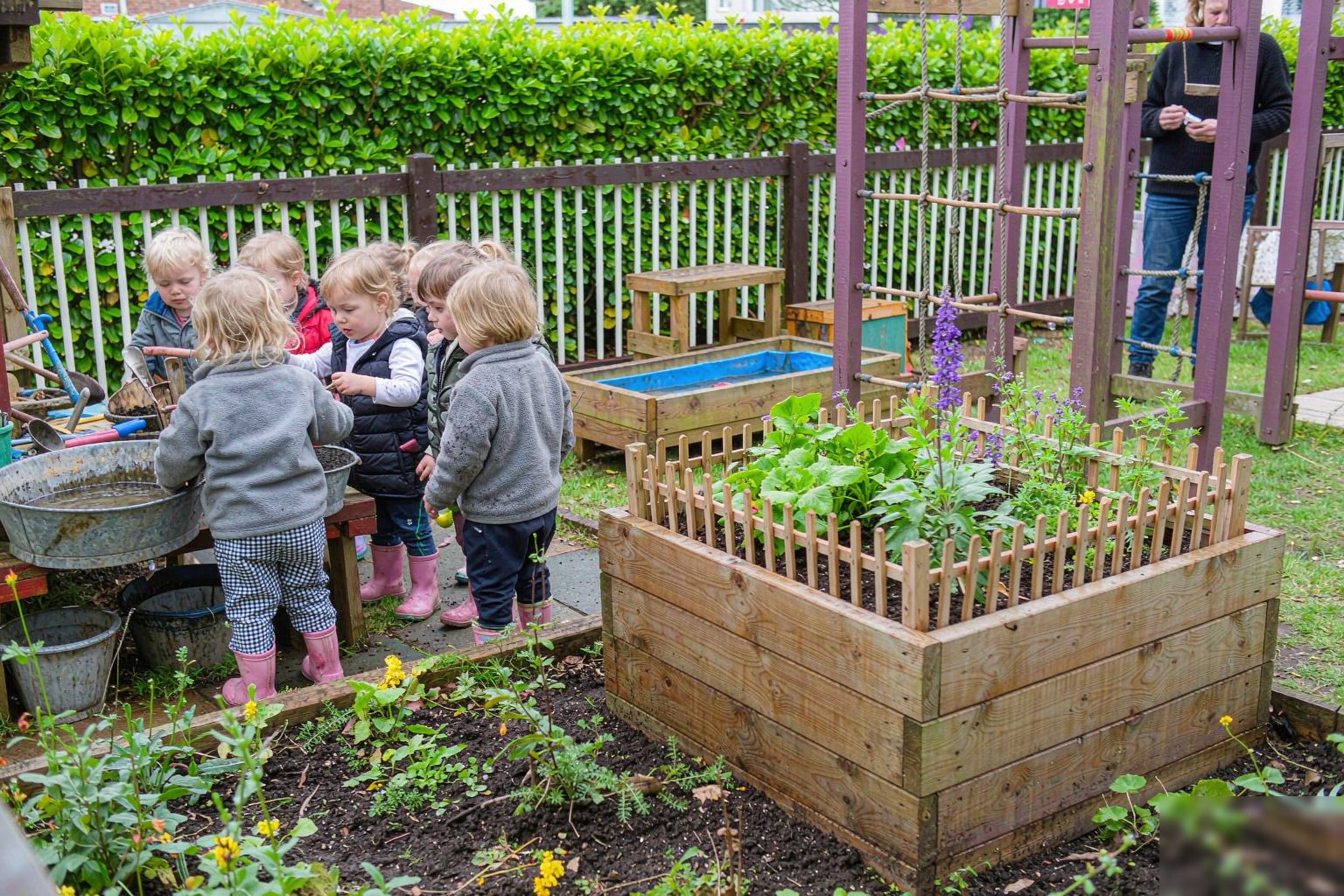 05 outdoor play