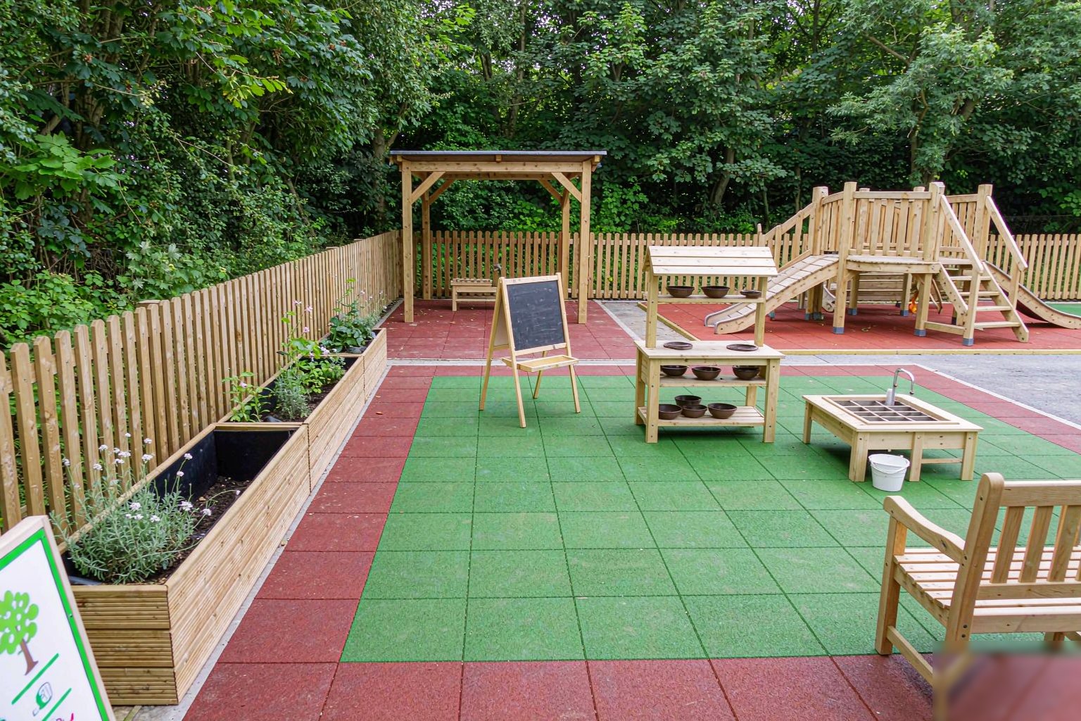 15 room outdoor